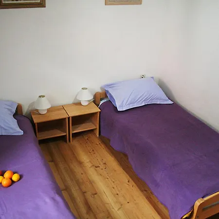 Farska Apartment *